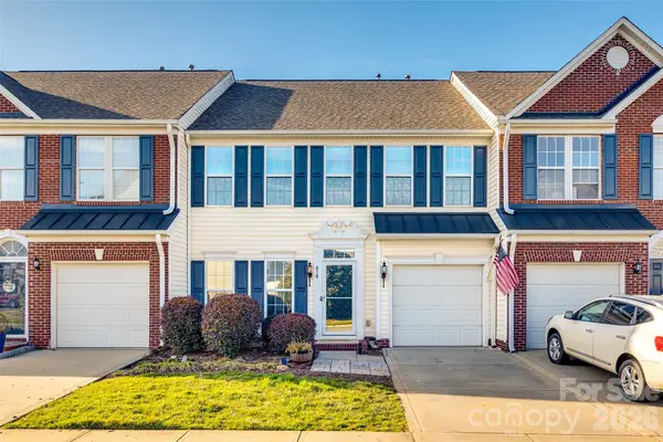 618 Bayou Circle, Clover, SC 29710