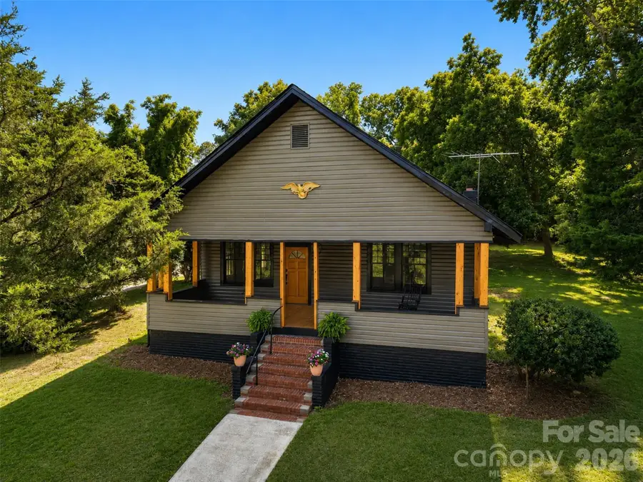 32 Pinecrest Avenue, Great Falls, SC 29055 - #2