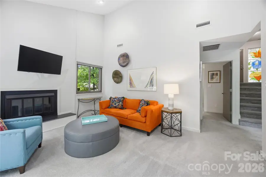 2724 Huntingtowne Farms Lane, Charlotte, NC 28210 - #2