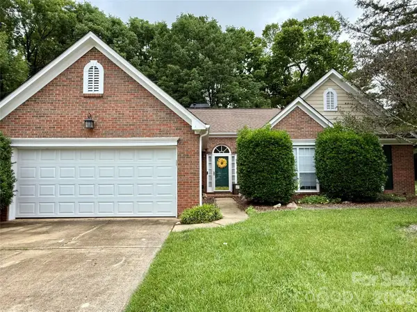 11542 Laurel View Drive, Charlotte, NC 28273