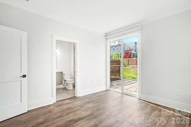 1300 E 10th Street #11, Charlotte, NC 28204 - #2