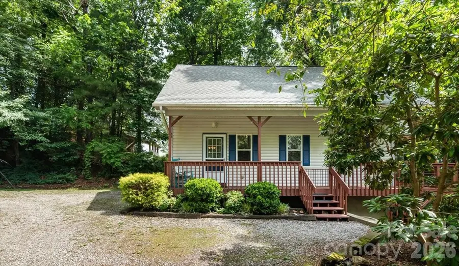 122 Arnold Heights, Waynesville, NC 28786 - #2