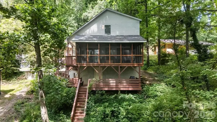 122 Arnold Heights, Waynesville, NC 28786 - #3