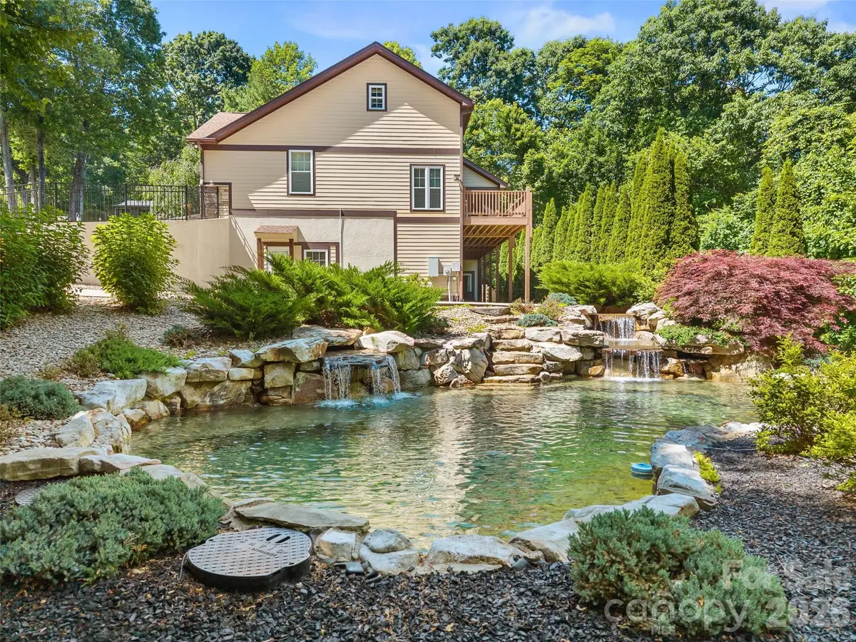 25 Linden Turn S, Hendersonville, NC 28739 - #1