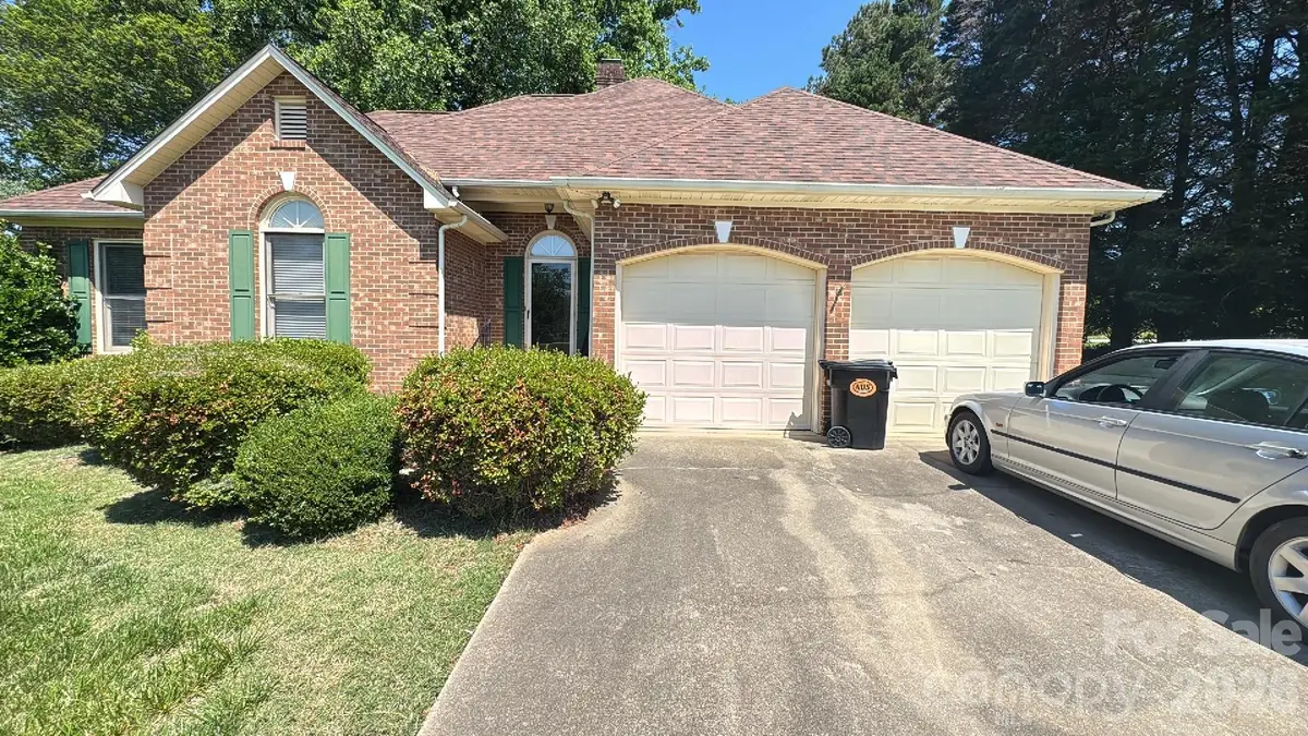 104 Provincial Road, Gastonia, NC 28056 - #1