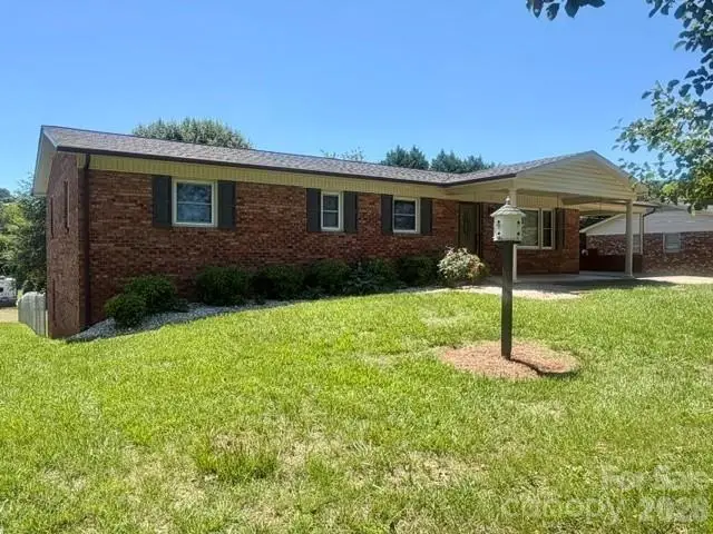620 Central Street, Hudson, NC 28638 - #3