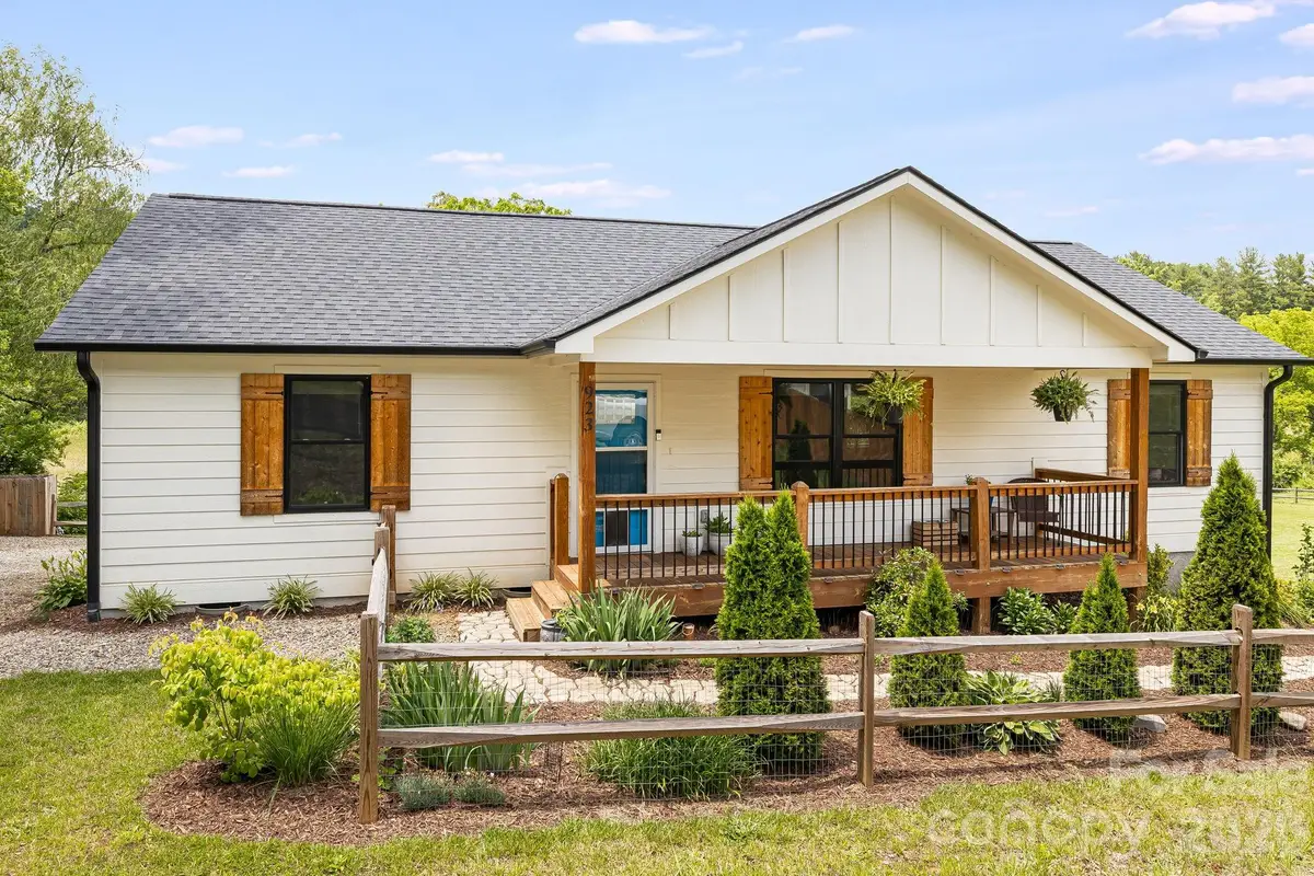 923 Newfound Road, Leicester, NC 28748 - #1