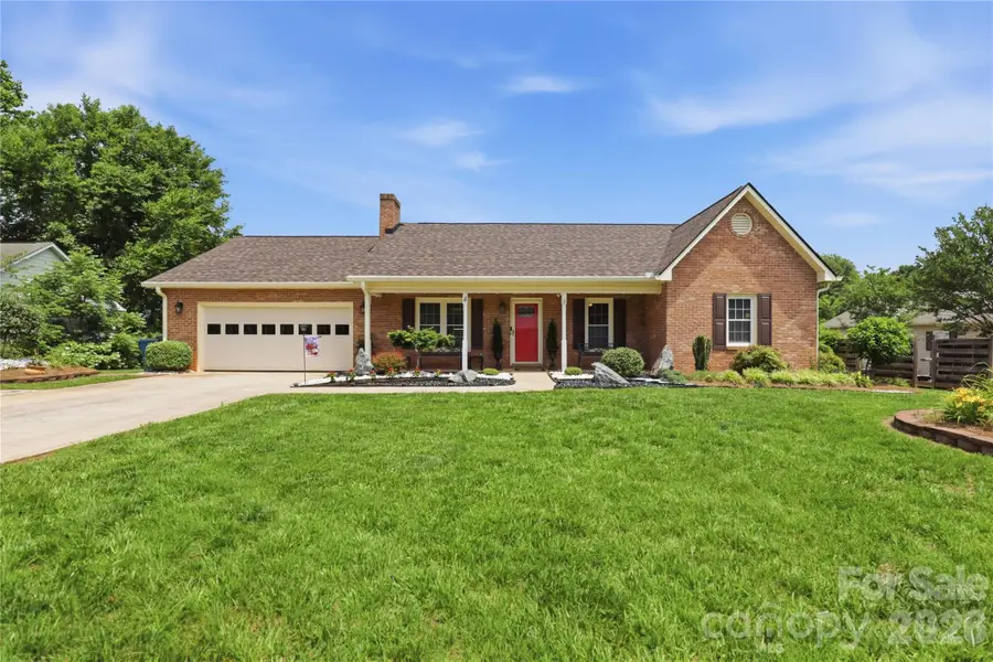 4 Fox Ridge Drive, Granite Falls, NC 28630 - #2