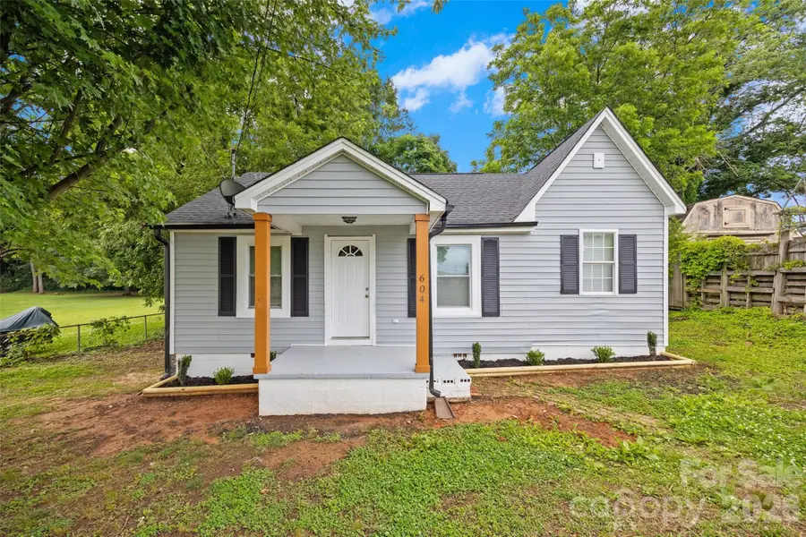 604 Mauney Avenue, Kings Mountain, NC 28086 - #2