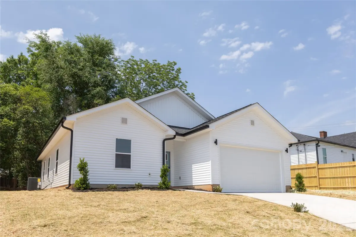 221 Anne Street Nw, Concord, NC 28025 - #1