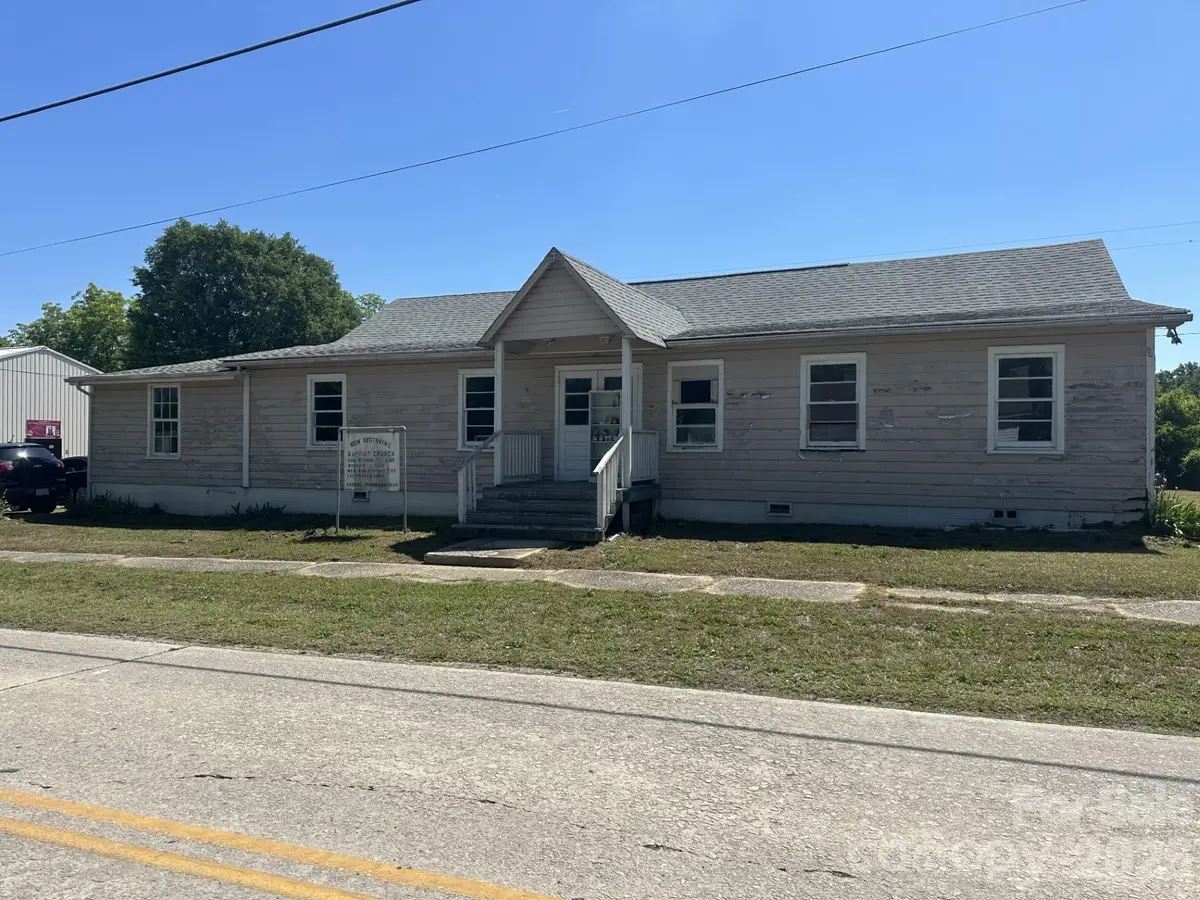 706 Old North Main Street, Clover, SC 29710 - #1