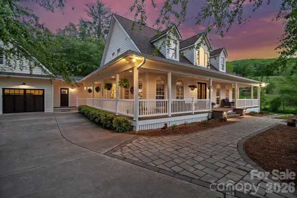 9 Whispering Meadows Drive, Fairview, NC 28730