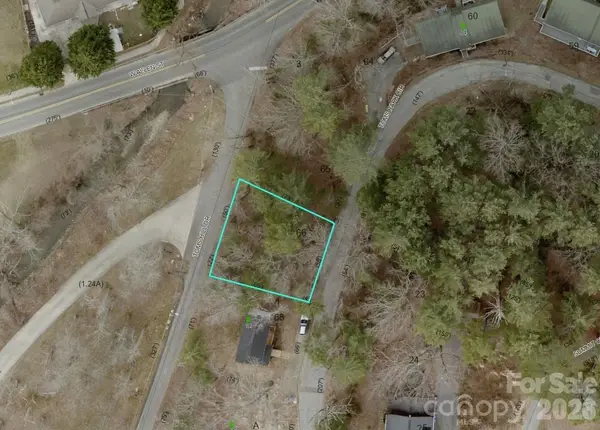 000 Toms Park Circle #66, Hendersonville, NC 28792