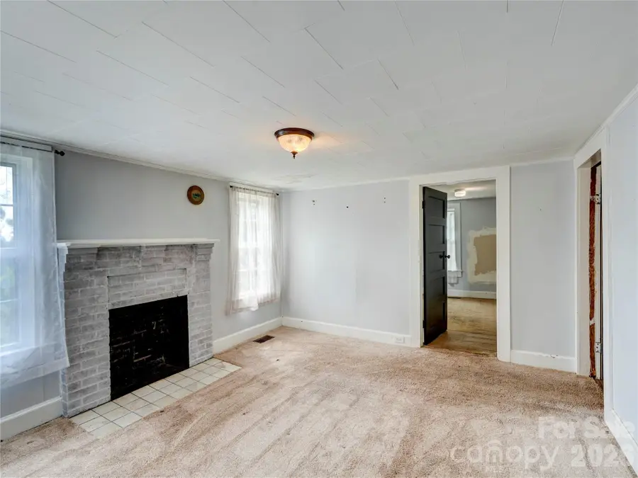 7049 Austin Little Mountain Road, Elkin, NC 28621 - #3