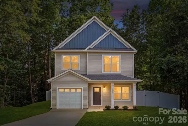 2829 Overlook Trail, Charlotte, NC 28212
