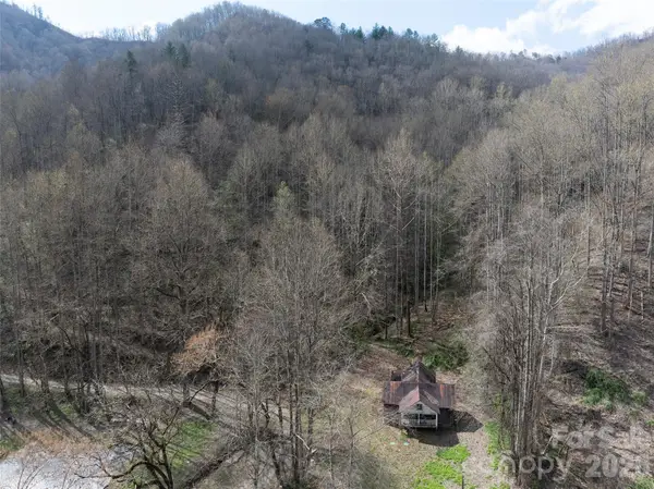 14225 Hwy 19 W Highway W, Bryson City, NC 28713