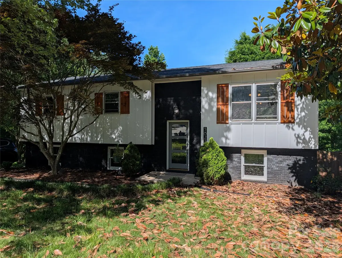 3822 Newhall Drive Nw, Conover, NC 28613 - #1
