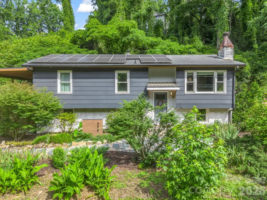 395 E Howard Street, Tryon, NC 28782 - #2