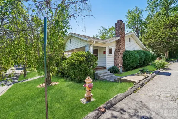 31 Clay Street, Asheville, NC 28806