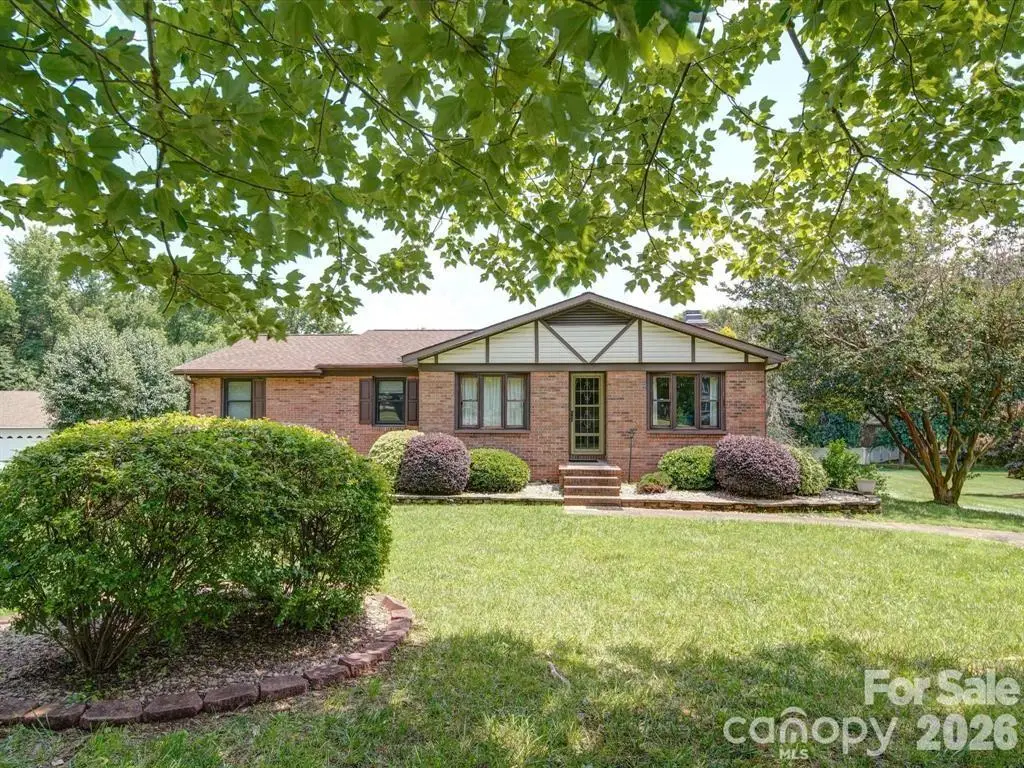 627 Lancer Court Nw, Concord, NC 28027 - #1