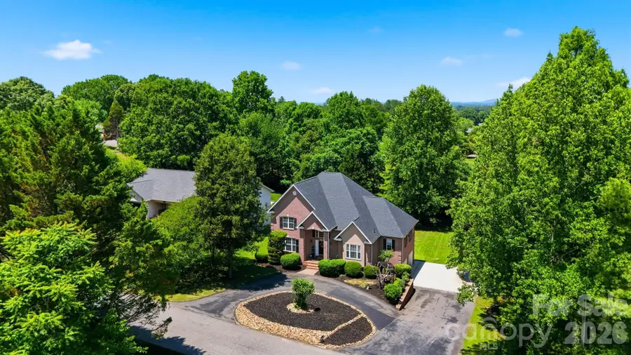 1245 34th Avenue Ne, Hickory, NC 28601 - #3