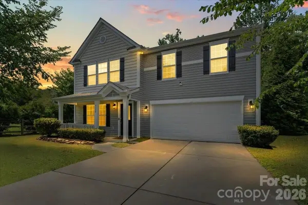 5229 Hawkins Meadow Court, Charlotte, NC 28213
