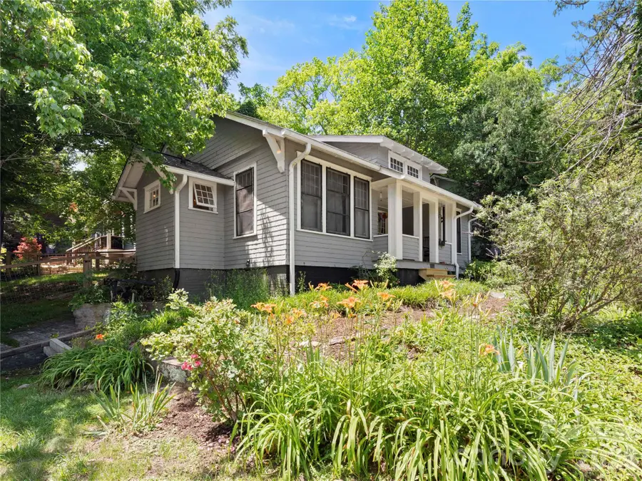 111 Annandale Avenue, Asheville, NC 28801 - #2