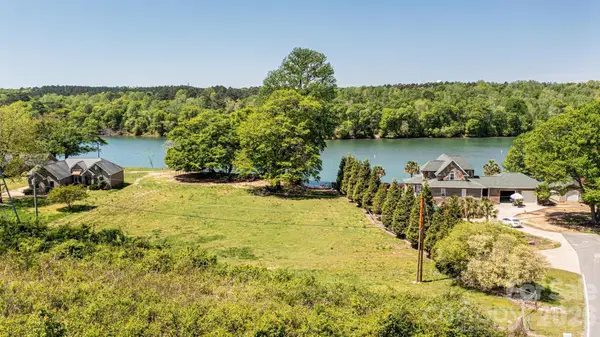 1404 Hart Road, Charlotte, NC 28214