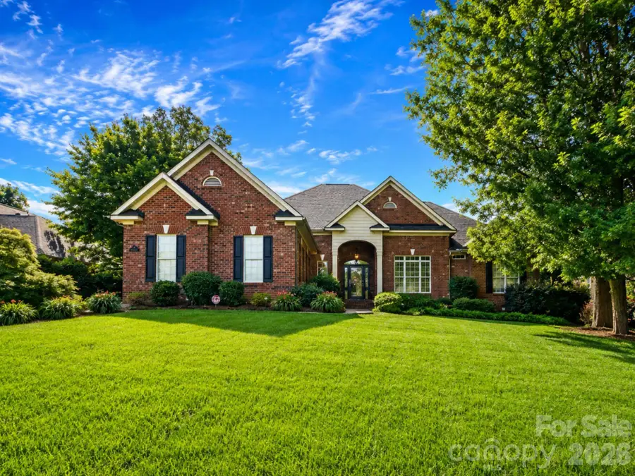 526 Ballymote Court, Matthews, NC 28104 - #2