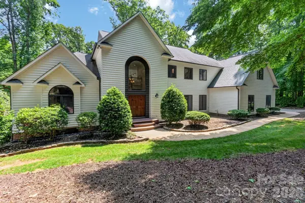 19315 Callaway Hills Lane, Davidson, NC 28036