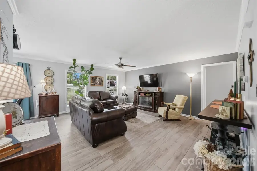 2104 Sheffield Court Nw, Conover, NC 28613 - #3