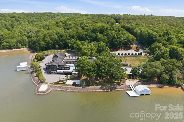 9719 Nine Eagles Lane, Charlotte, NC 28278