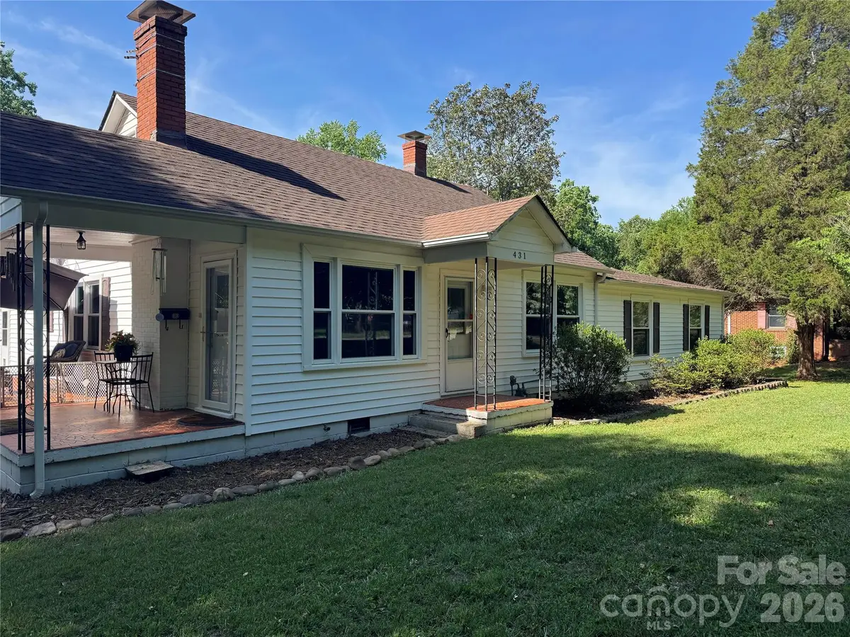 431 W 20th Street, Newton, NC 28658 - #1