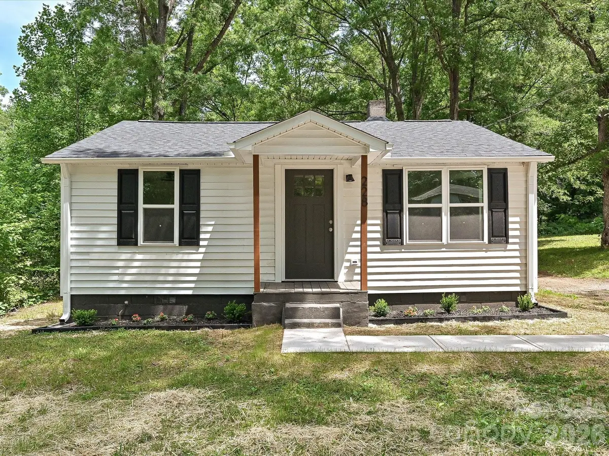 1228 Wilmington Avenue, Statesville, NC 28677 - #1