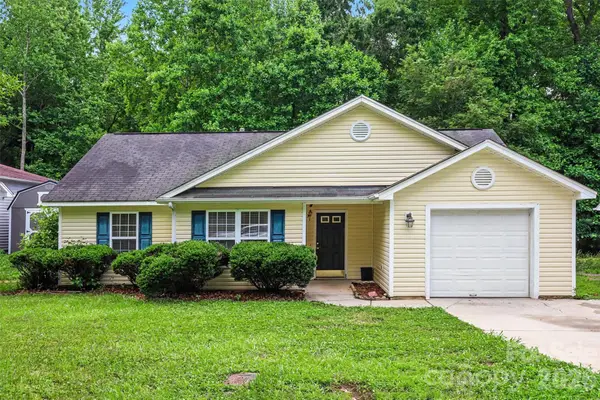 3385 Hunting Wood Court, Gastonia, NC 28052