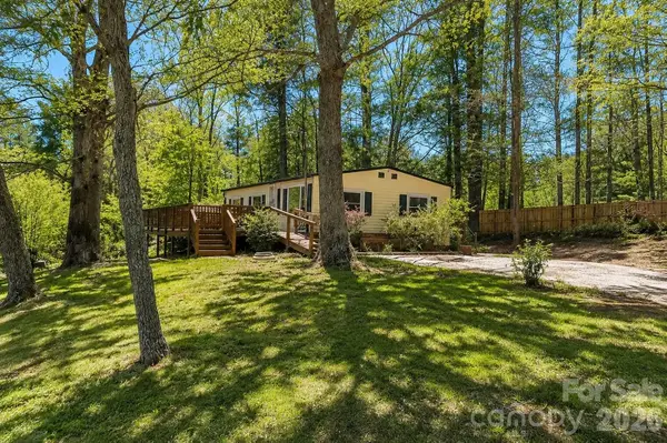 63 Sunnybrook Lane, Fletcher, NC 28732