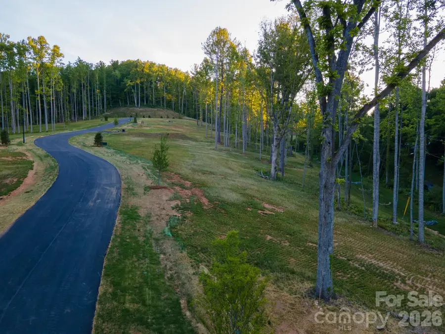 415 Fairview Drive, Fairview, NC 28730 - #3