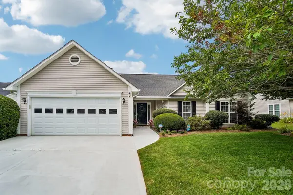 37 Stonehollow Road, Fletcher, NC 28732