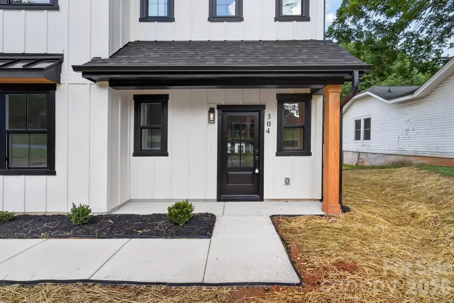 304 N 14th Street, Bessemer City, NC 28016 - #3