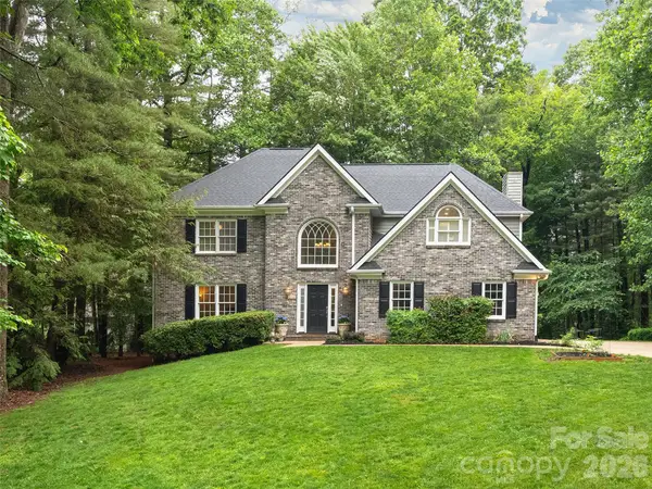 1208 Saint Charles Court, Asheville, NC 28803