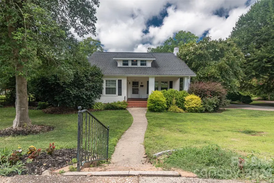 365 N Washington Street, Rutherfordton, NC 28139 - #3