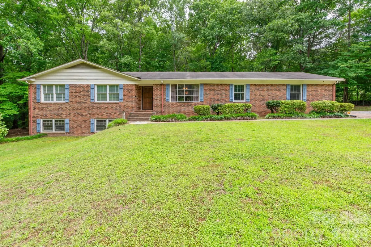 1735 Saddlewood Drive, Fort Mill, SC 29715 - #1