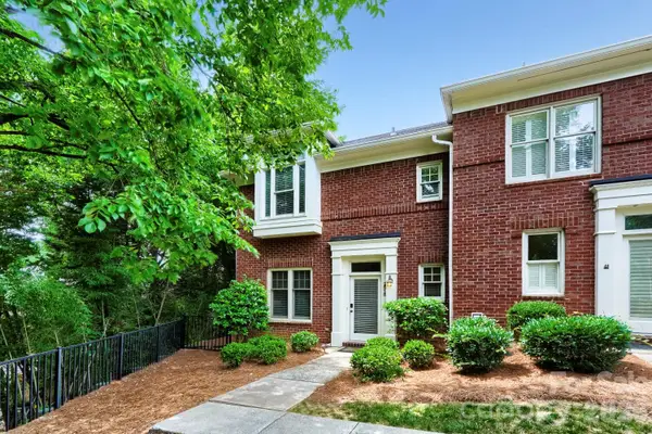 2515 Dilworth Heights Lane, Charlotte, NC 28209