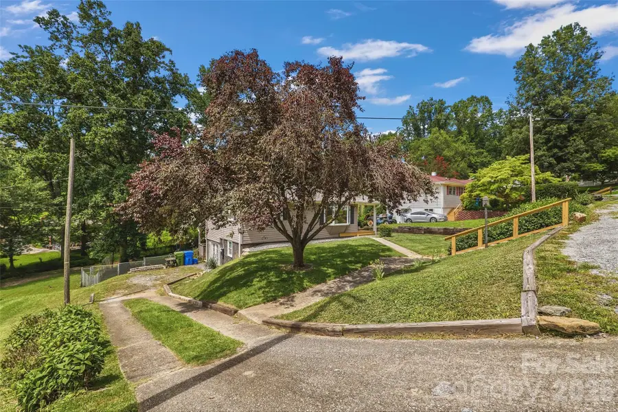 17 Azalea Road, Arden, NC 28704 - #3