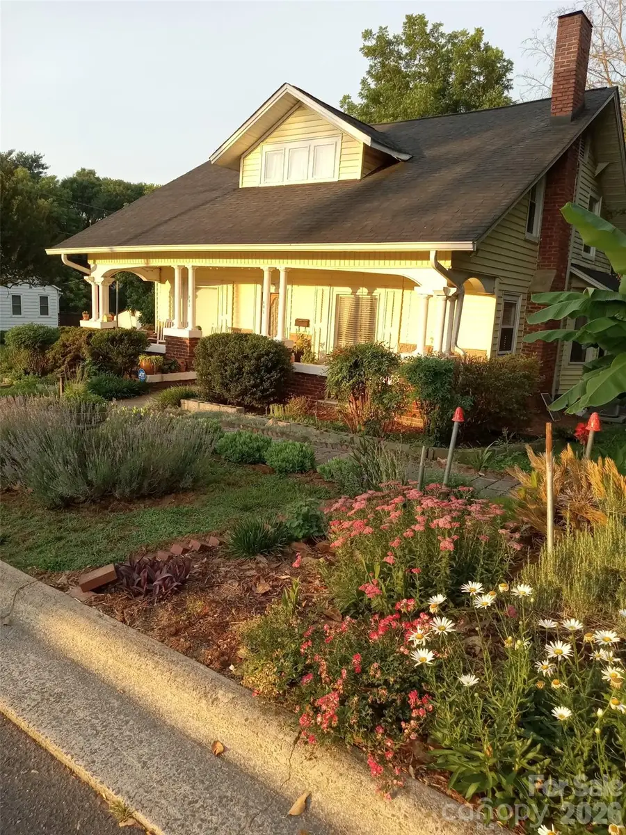 601 Forney Avenue, Lincolnton, NC 28092 - #2