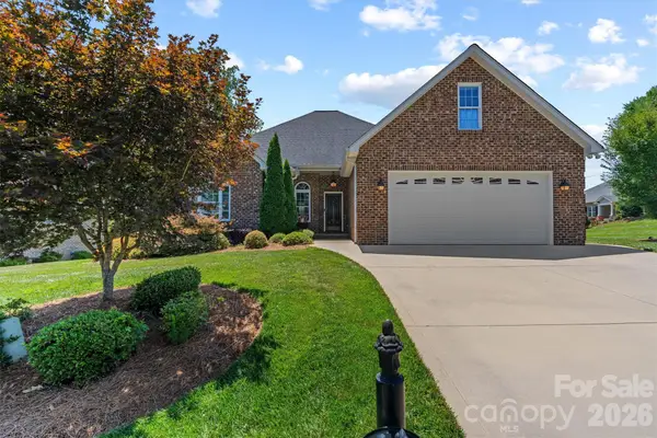 7882 Ballentrae Place, Stanley, NC 28164