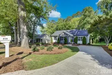 216 Hillside Avenue Sw, Concord, NC 28025 - #1