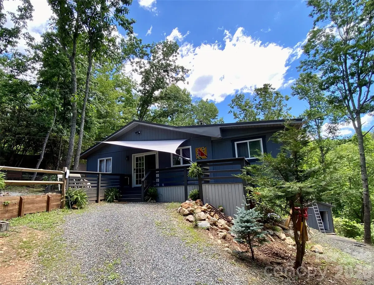 384 Bear Cub Drive, Spruce Pine, NC 28777 - #1