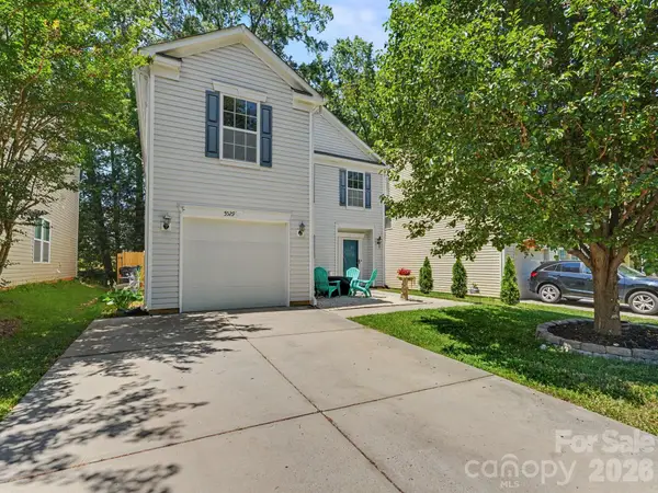 5529 Idlewild Road N, Charlotte, NC 28227