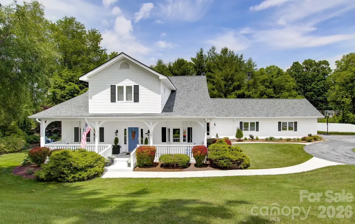 100 Perry Place, Hendersonville, NC 28739 - #1